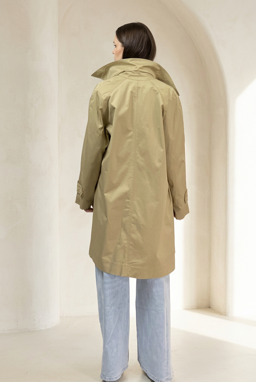 Trench Colly vista posteriore