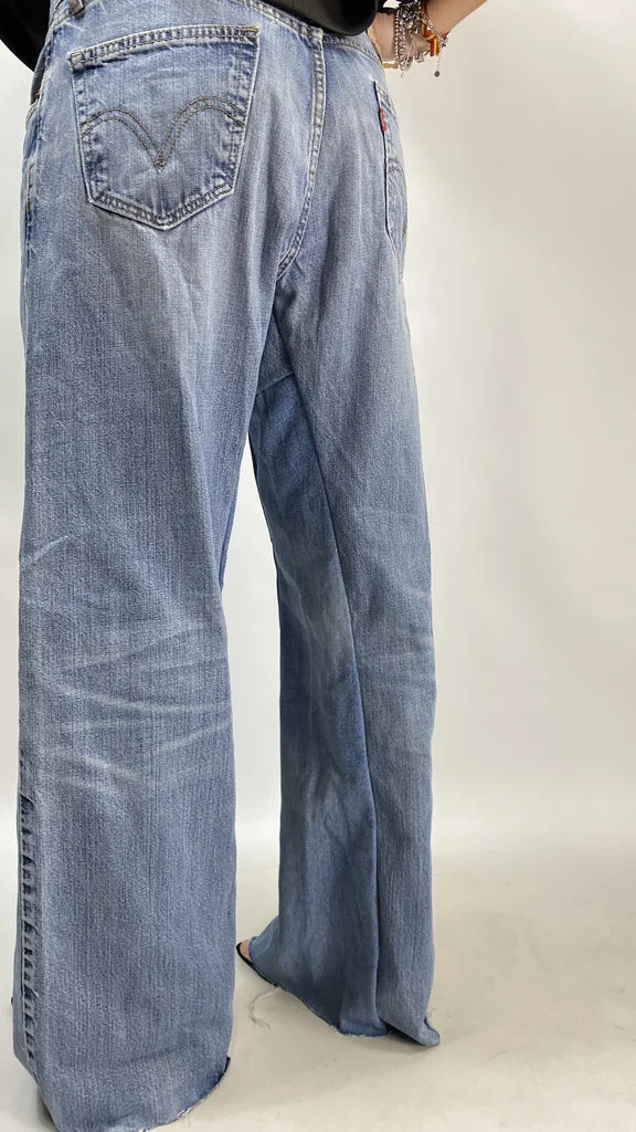 JEANS LEVIS 2.8