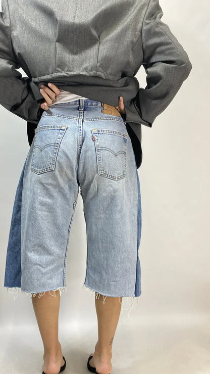 BERMUDA LEVIS 2.8