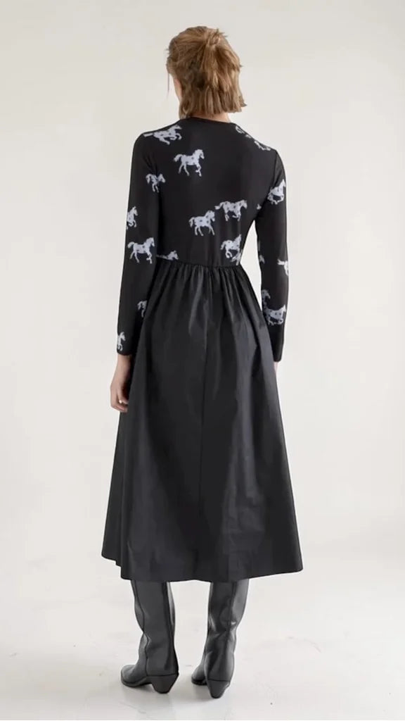 VESTITO HORSES