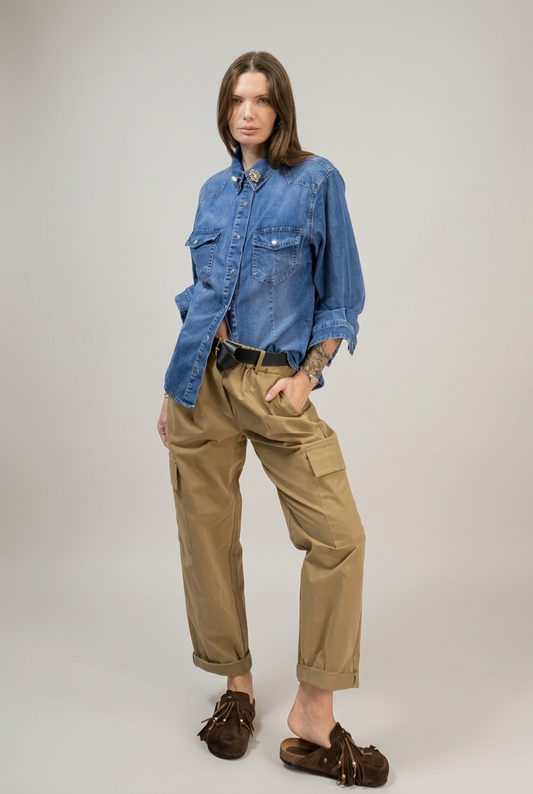 Pantalone cargo 381 Susy Mix cammello, vista completa con sfondo da studio