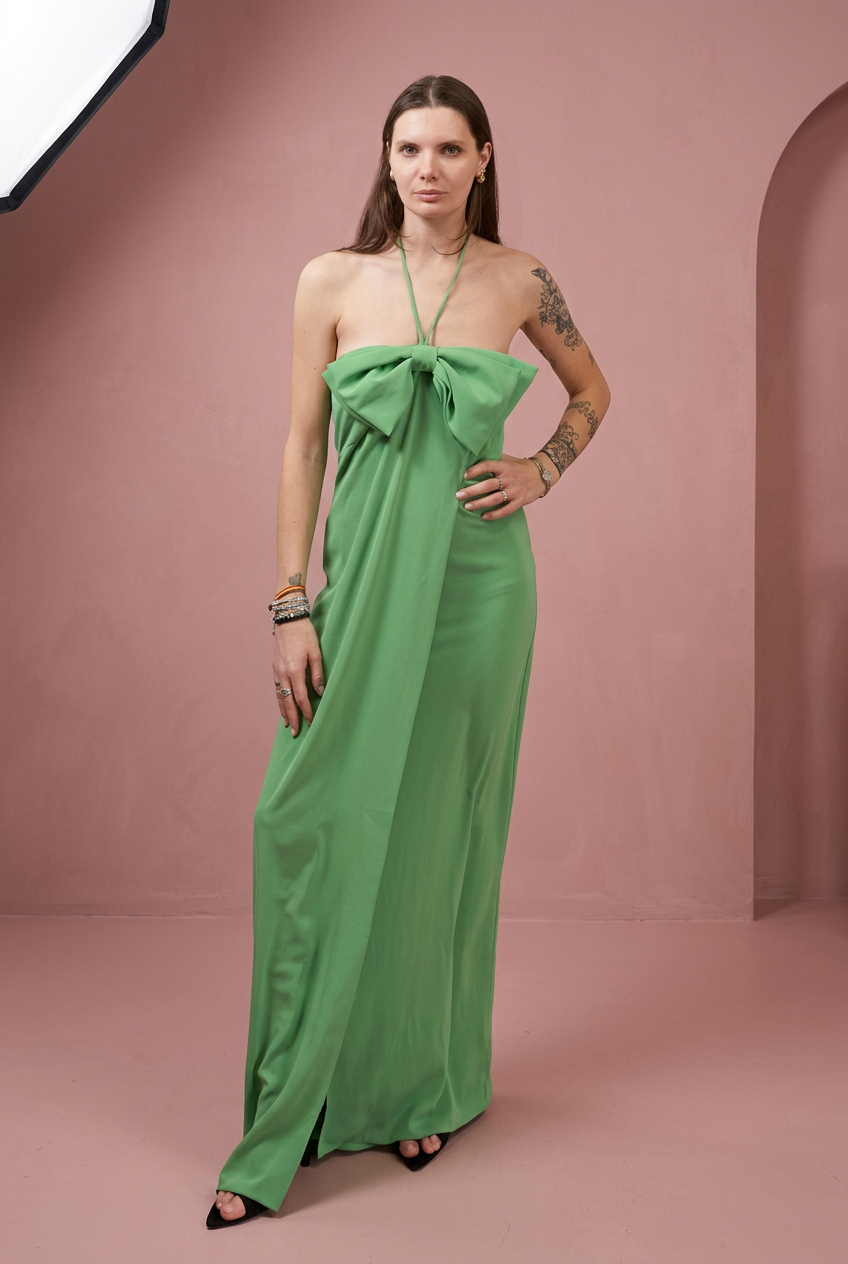 Vestito Giada prima foto studio rosa