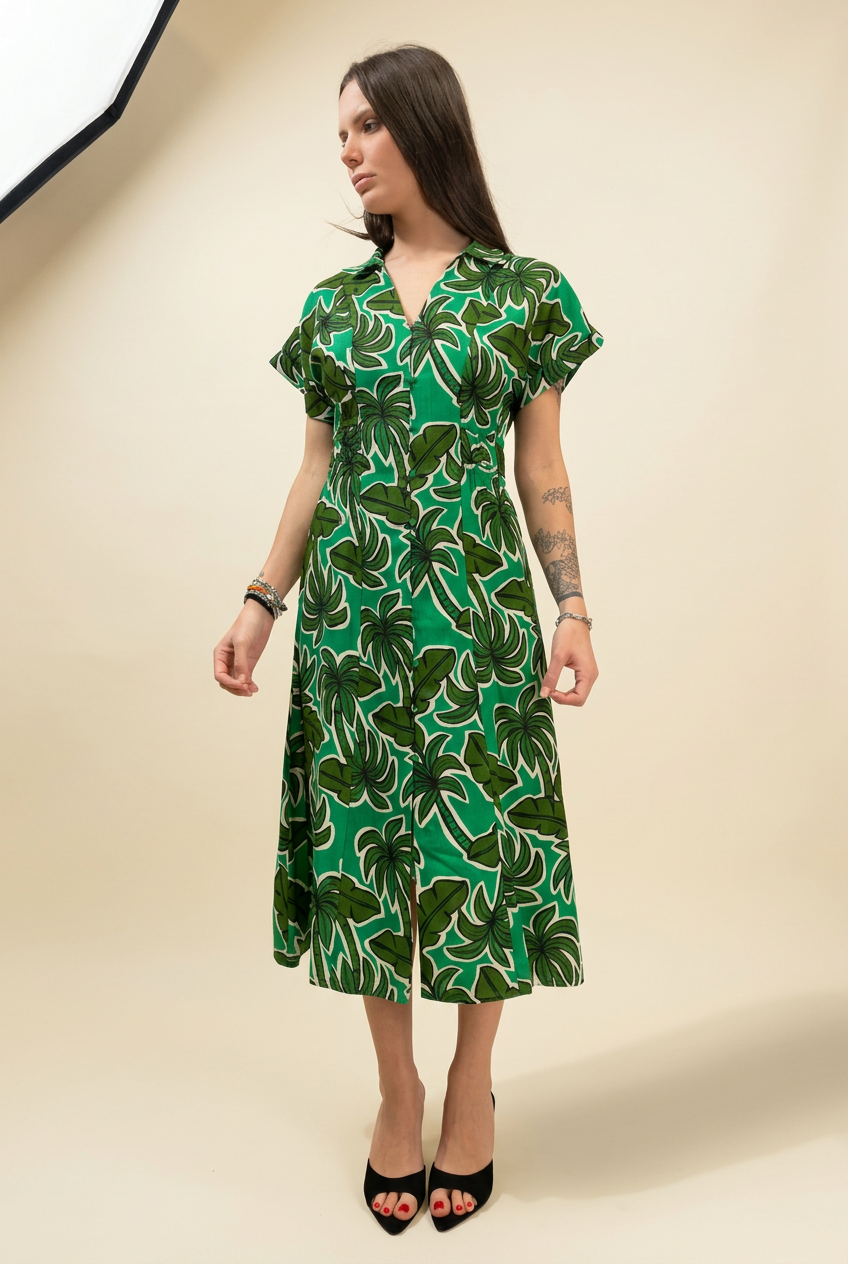 Vestito Verdelia frontale in studio