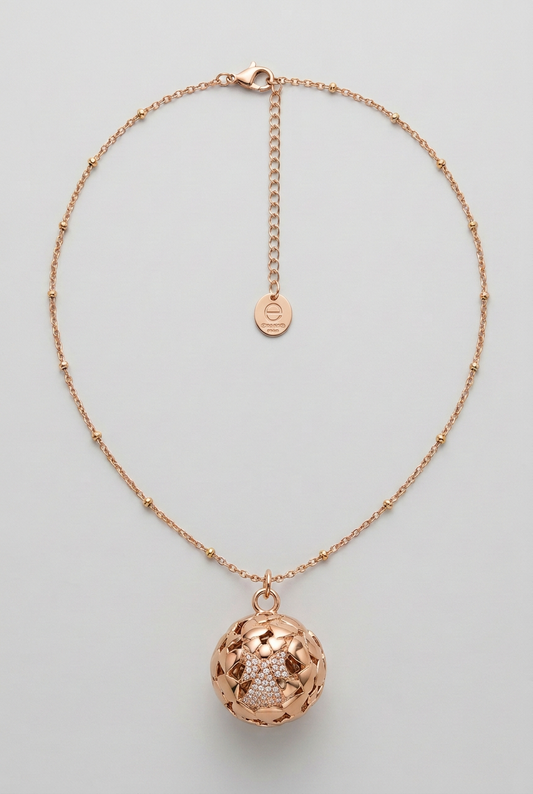 Collana Celestia dorata con terminale piatto con logo sulla prolunga